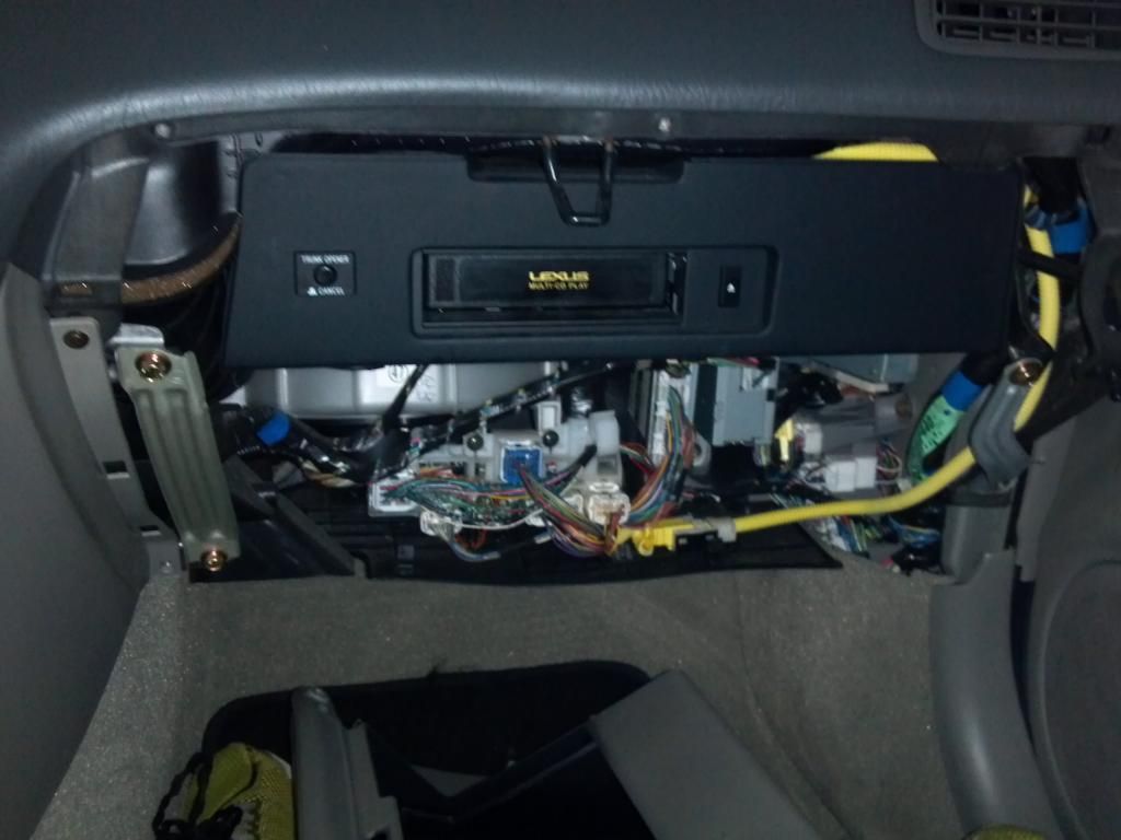 Help 2001 ES300 amplifier location? ClubLexus Lexus Forum Discussion